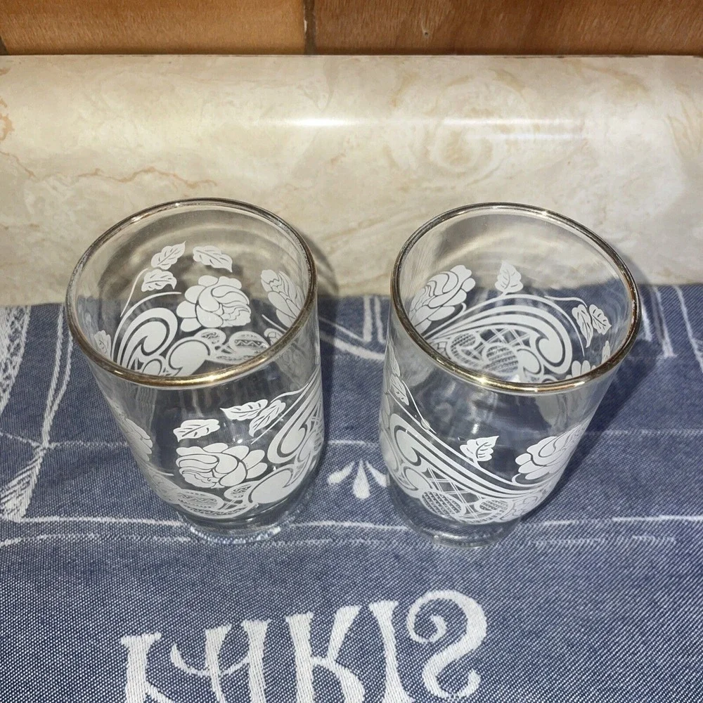 Set‎ Of 2 Libbey Paisley Juice Glasses 4.25